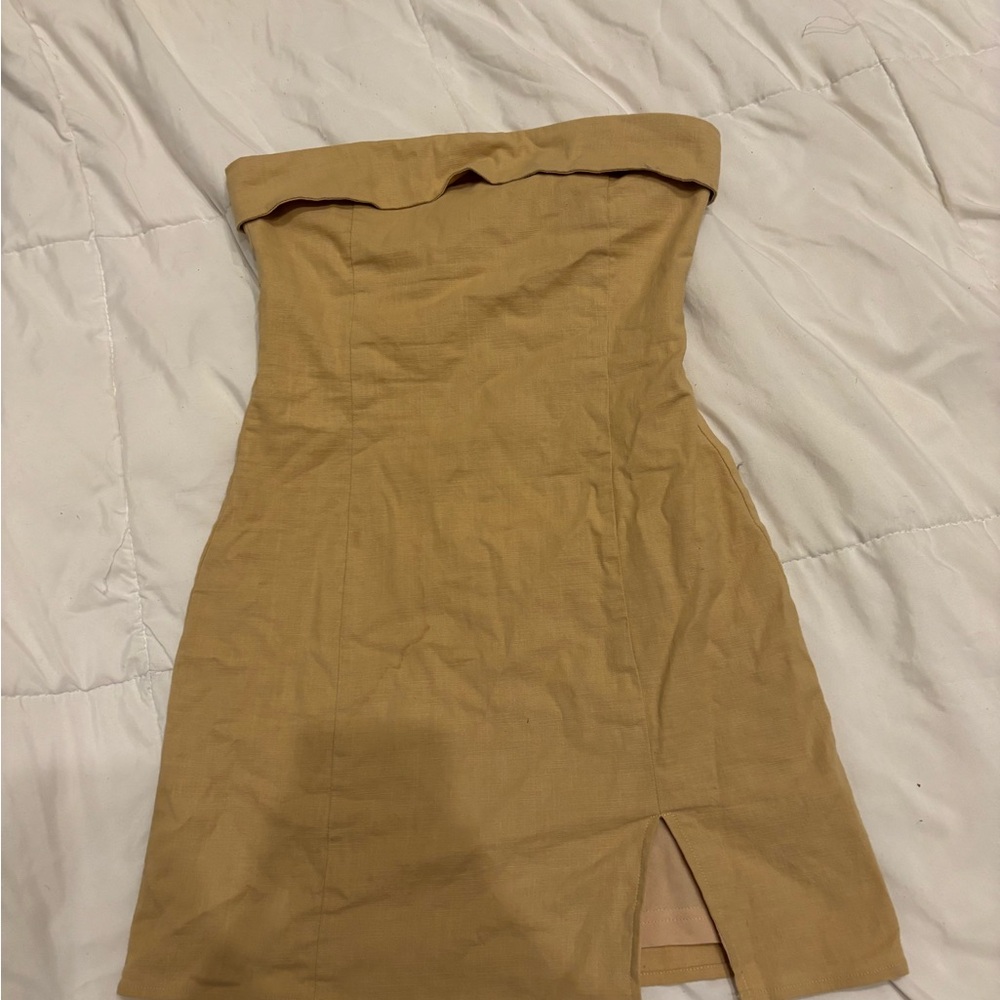 Elegant Tan Strapless Dress